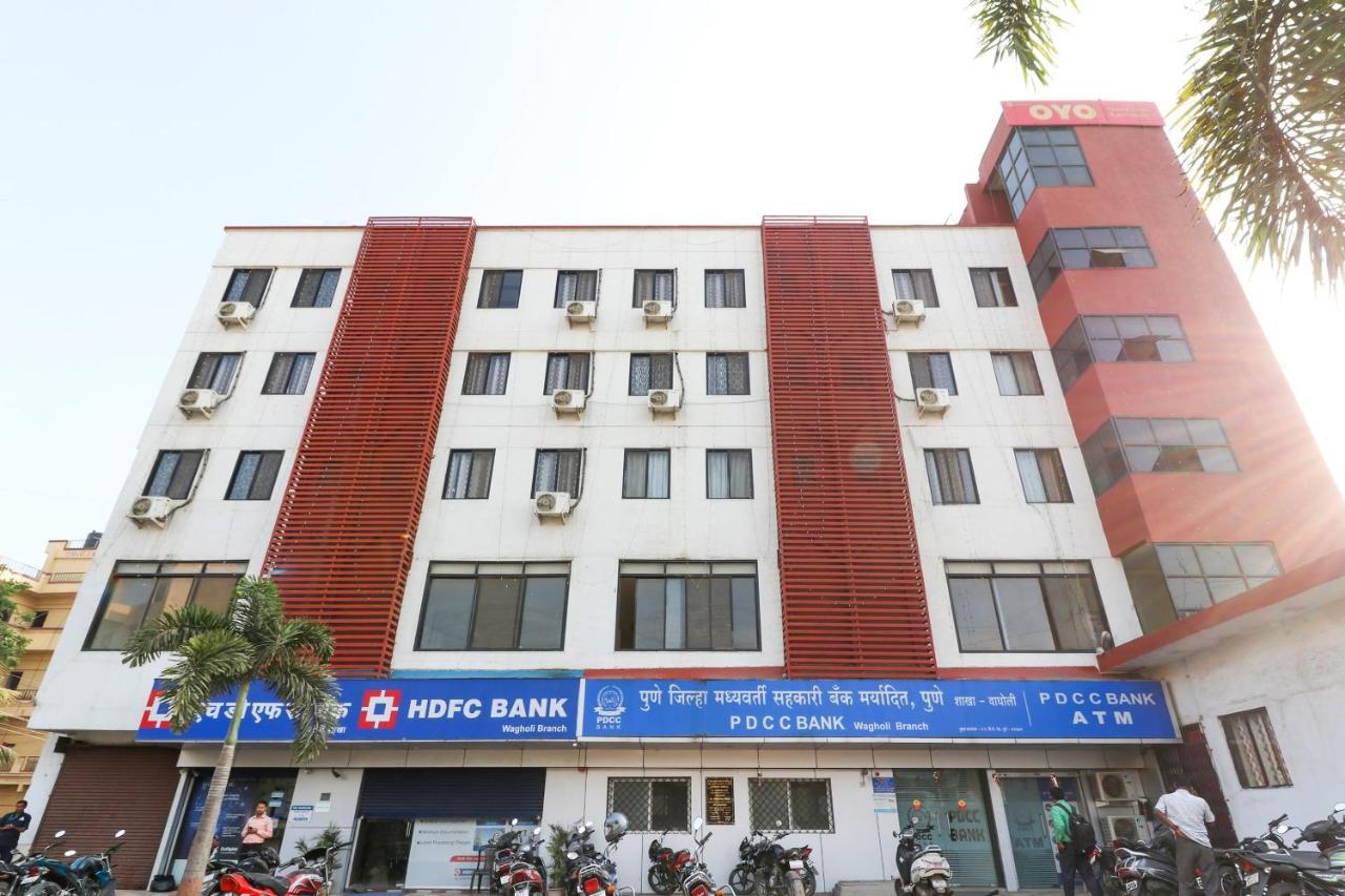 Oyo 10679 Hotel Nanashree Executive Vagholi Exterior foto