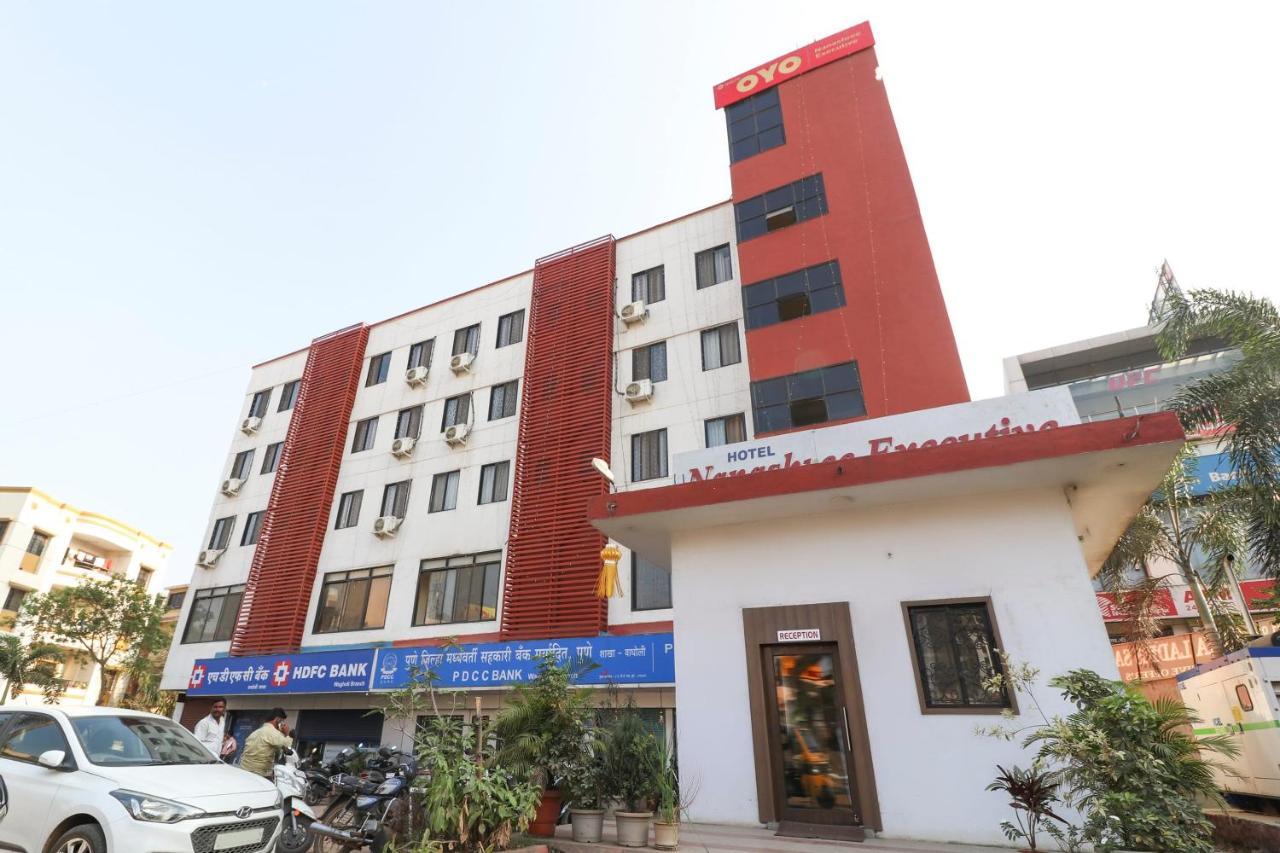 Oyo 10679 Hotel Nanashree Executive Vagholi Exterior foto